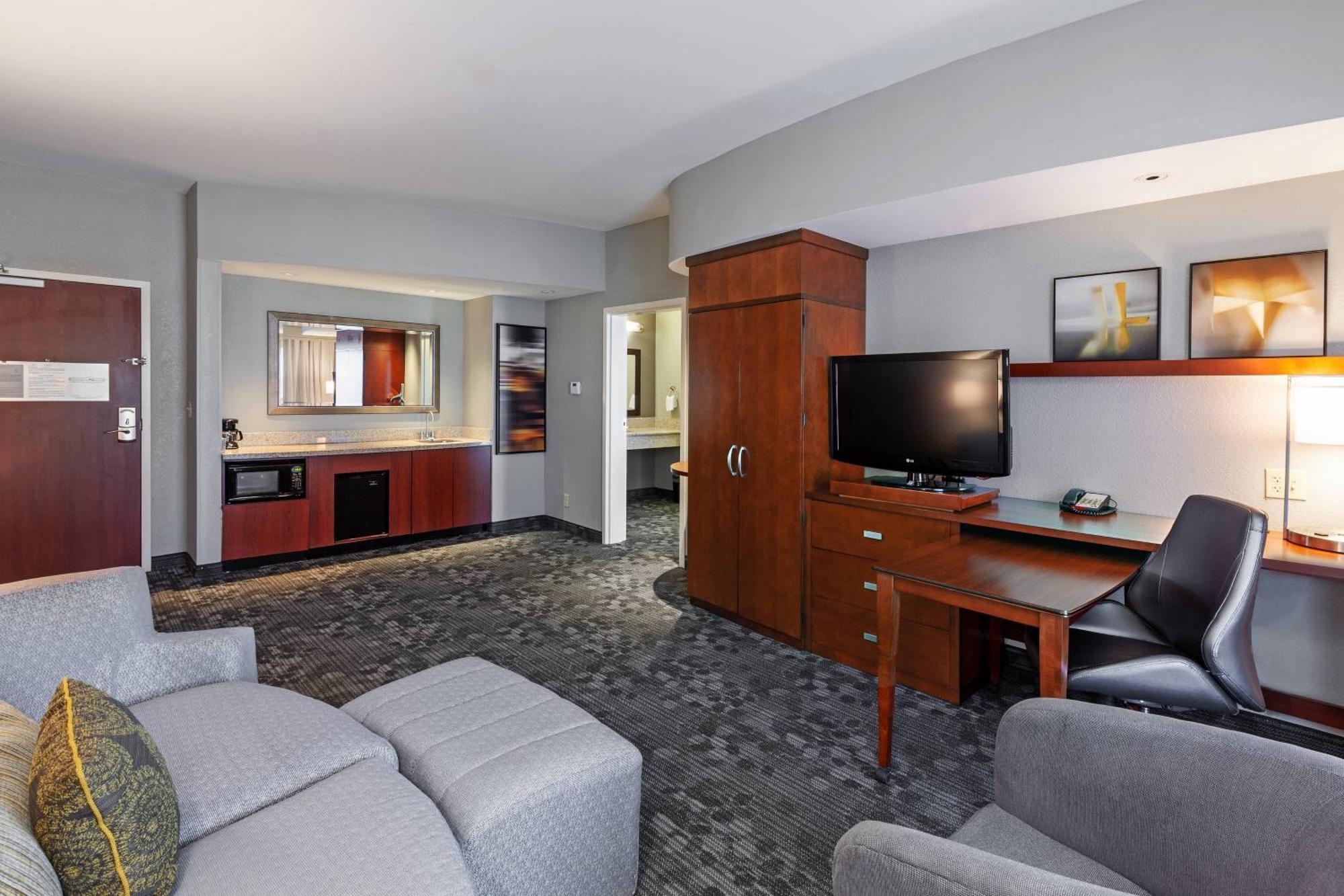 Hotel Courtyard By Marriott Tulsa Woodland Hills Exteriér fotografie