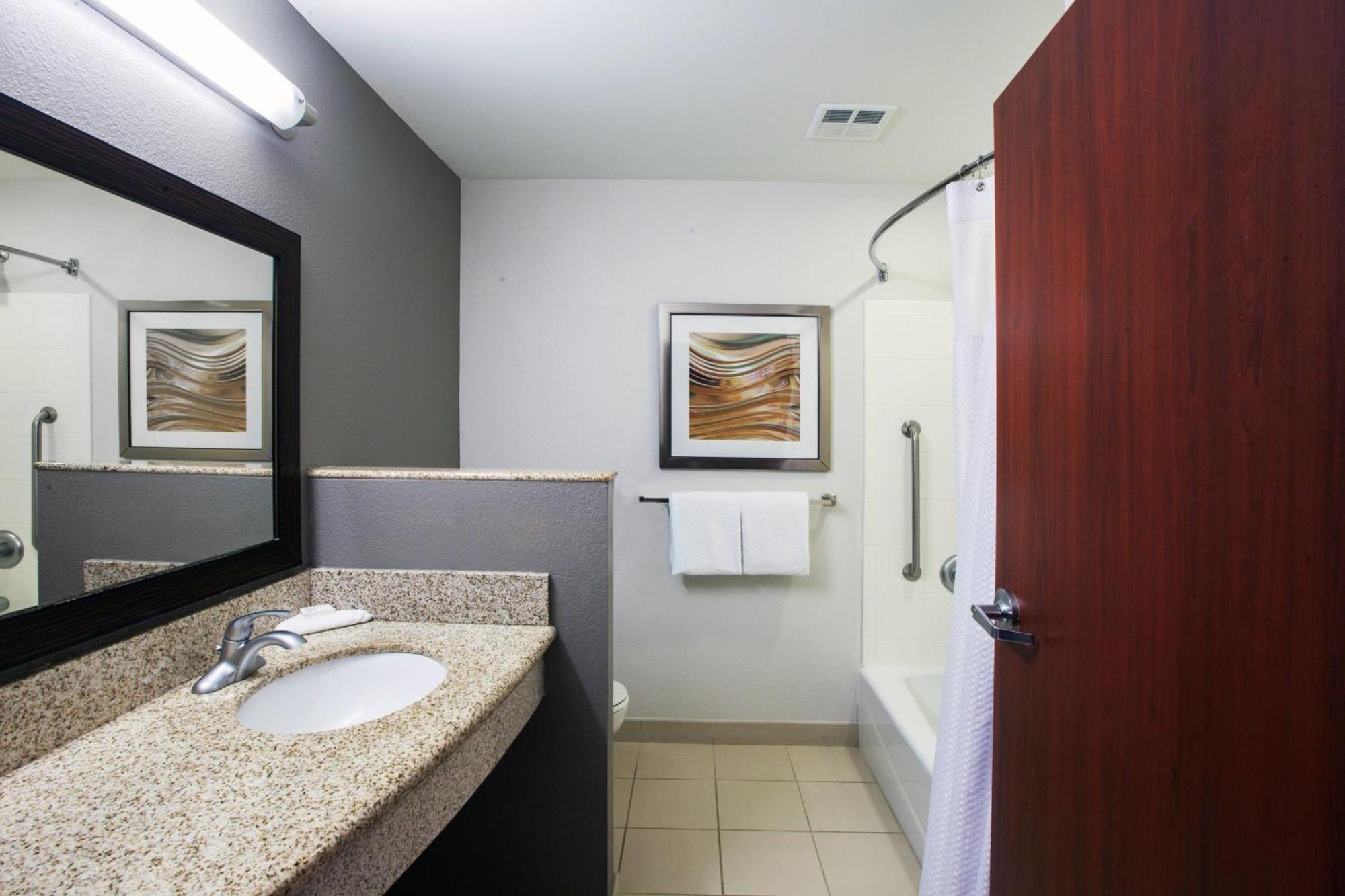 Hotel Courtyard By Marriott Tulsa Woodland Hills Exteriér fotografie