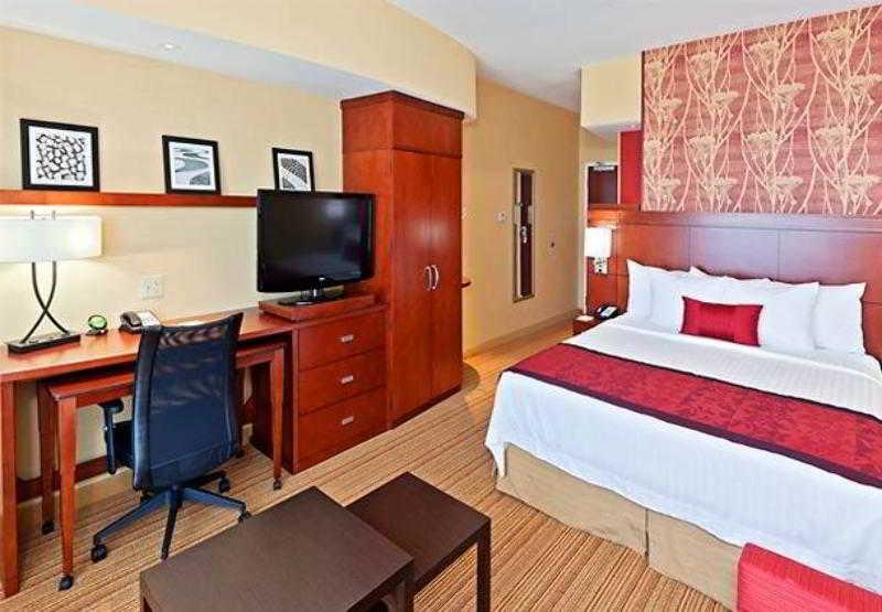 Hotel Courtyard By Marriott Tulsa Woodland Hills Pokoj fotografie
