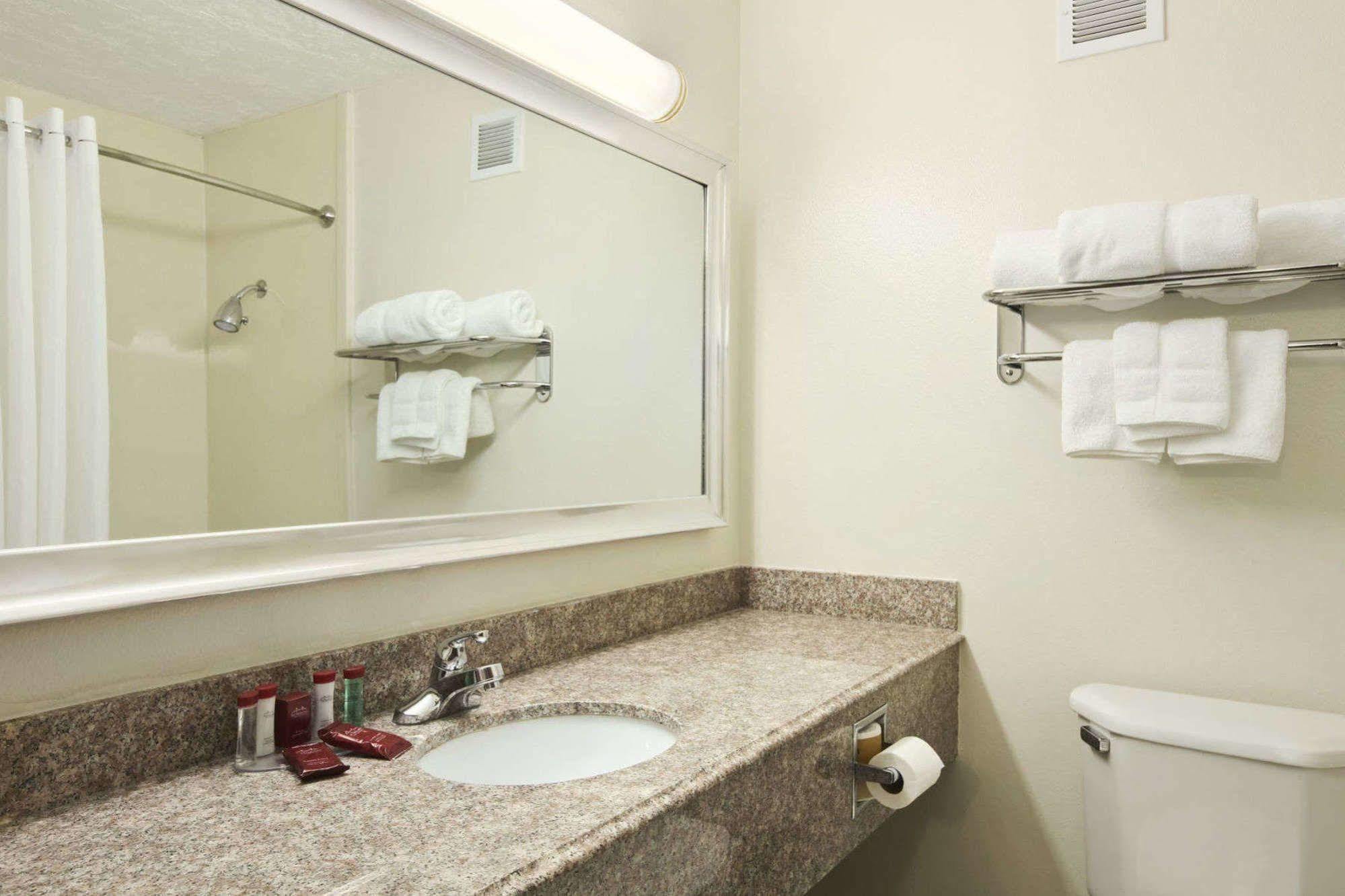 Hotel Courtyard By Marriott Tulsa Woodland Hills Exteriér fotografie